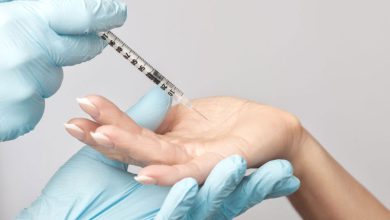 مراقبت های قبل از تزریق بوتاکس کف دست