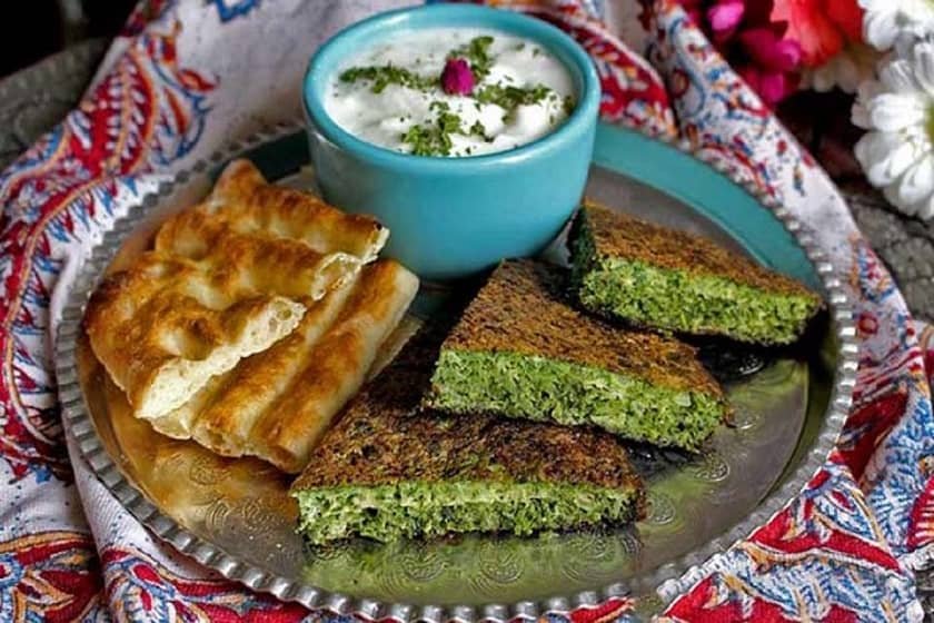 انواع کوکو-لیست غذاهای ایرانی - لیست غذا برای خانم ها - لیست انواع غذا برای شام - لیست غذاهای ایرانی با برنج - لیست غذا برای ناهار - جدول لیست غذا - 